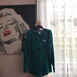 Victoria’s Secret PINK top